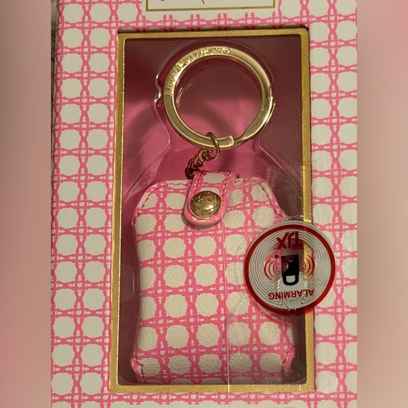 Lilly Pulitzer Wireless Earbuds Case – Havana Pink Caning, NIP - Picture 3 of 4